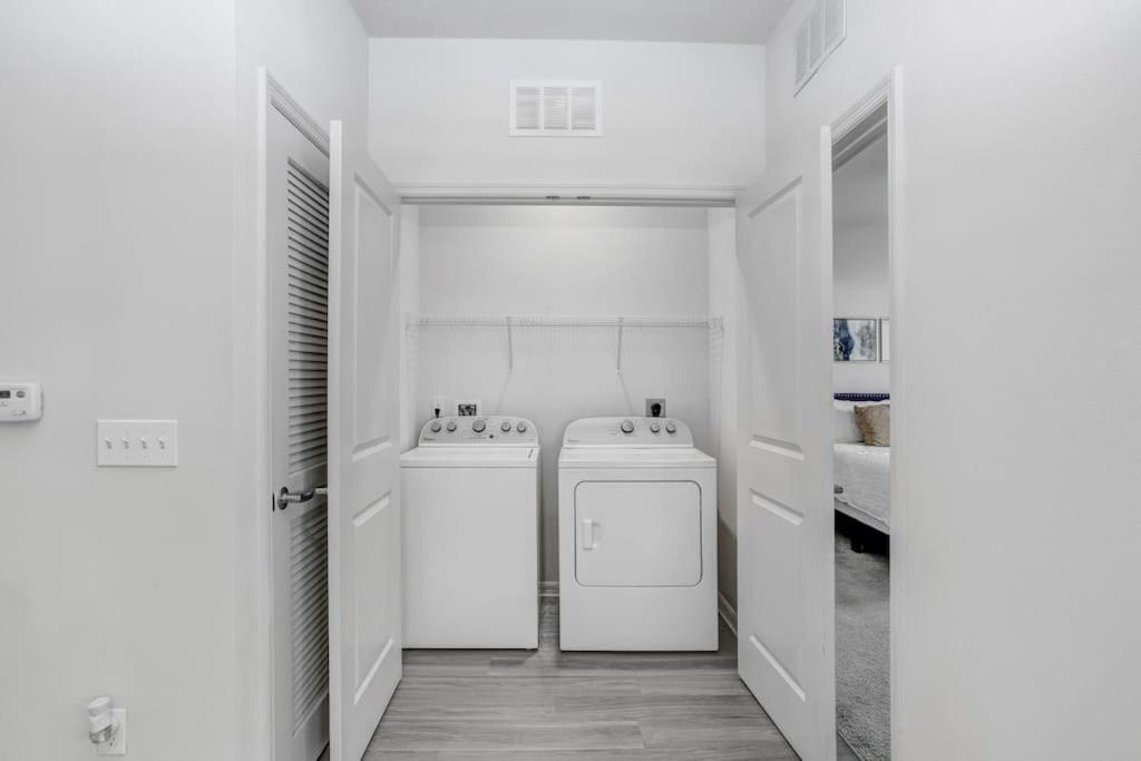 2-Bedroom Eccentric Oasis Tampa Exterior foto